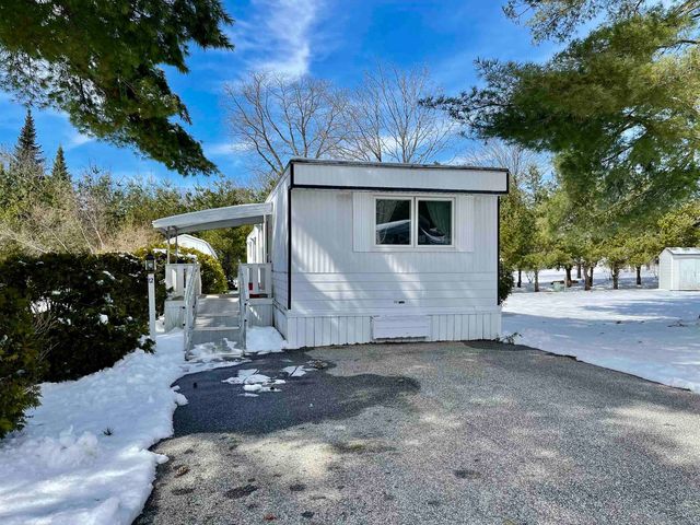 12 Strawberry Lane, Concord, NH 03301