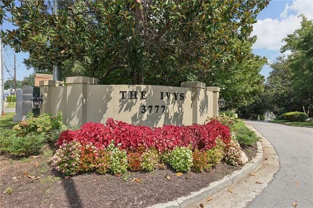 60 Ivy Pkwy NE, Atlanta, GA 30342