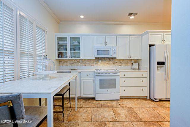 5620 Harrods Run Rd, Prospect, KY 40059