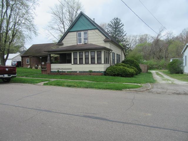 328 Fairview Ave, Galion, OH 44833