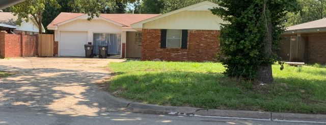 2800 N  Rockwell Ave, Bethany, OK 73008