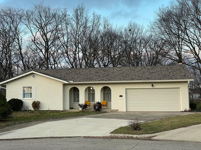 111 Mountview Ct, Mount Sterling, OH 43143