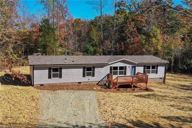 321 Benbow Dr, East Bend, NC 27018