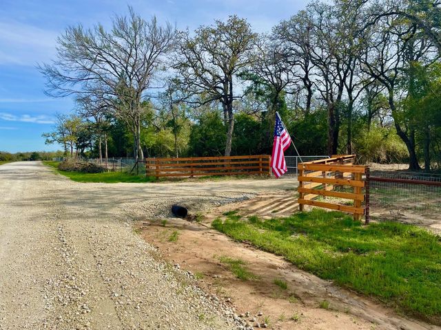 1-1 County Road 4691, Normangee, TX 77871