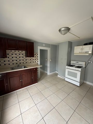 87 Chatham St #3, New Haven, CT 06513