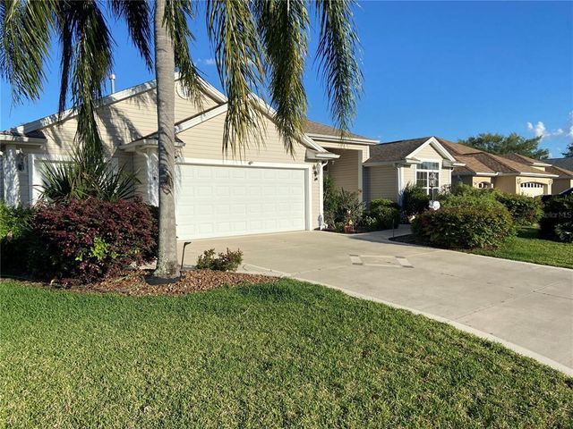 1827 Kyrle Ter, The Villages, FL 32162