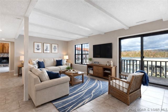 267 Osage Heritage Cir #2D, Linn Creek, MO 65052