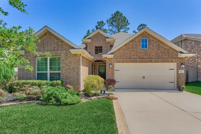 312 Capriccio Ln, Montgomery, TX 77316