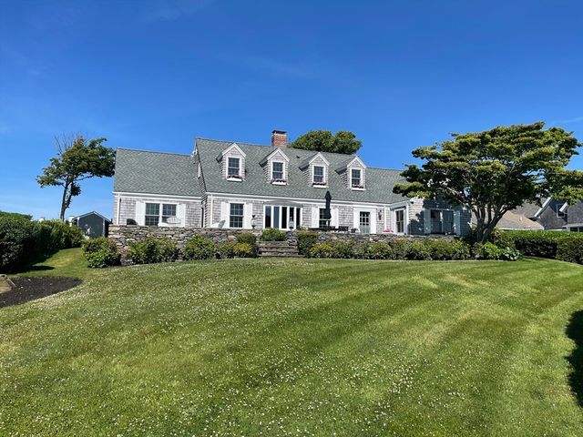 151 Irving Ave, Barnstable, MA 02630