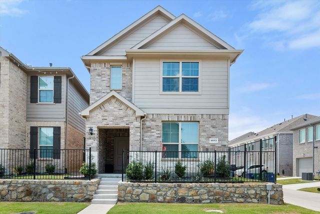 4813 Spirited Ptwy, Haltom City, TX 76117