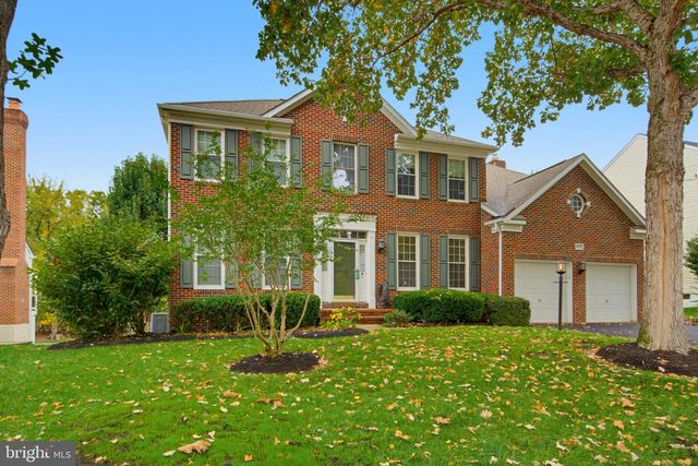 947 Rhonda Pl SE, Leesburg, VA 20175