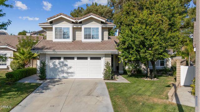 27220 Waterford Dr, Santa Clarita, CA 91354