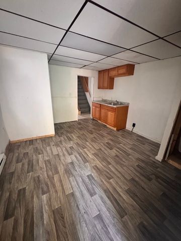 224 Main St, Gilberton, PA 17934