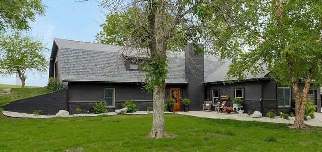 22360 W  303rd St, Paola, KS 66071