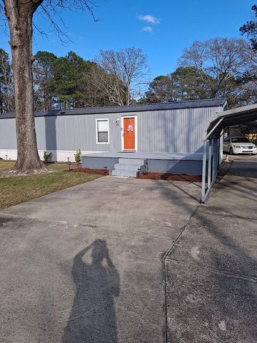 2334 Norment Rd, Lumberton, NC 28360