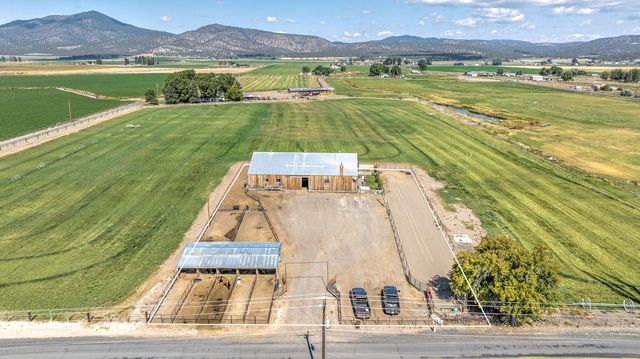 5127 NW Grimes Rd, Prineville, OR 97754