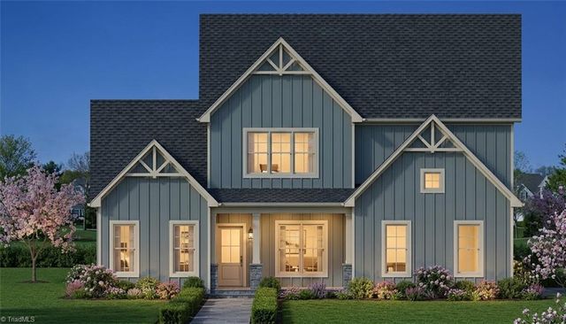 525 Saddleback Rd, Greensboro, NC 27455