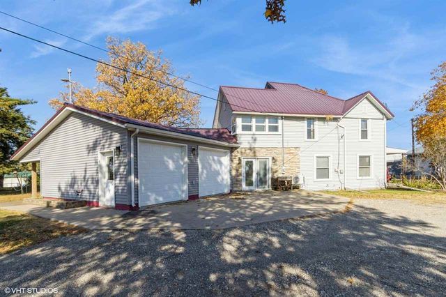 303 S  Main St, Crawfordsville, IA 52621