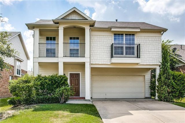 2856 Spotted Owl Dr, Fort Worth, TX 76244