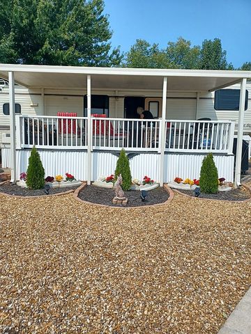 487 Royalty Ln, Branson, MO 65616