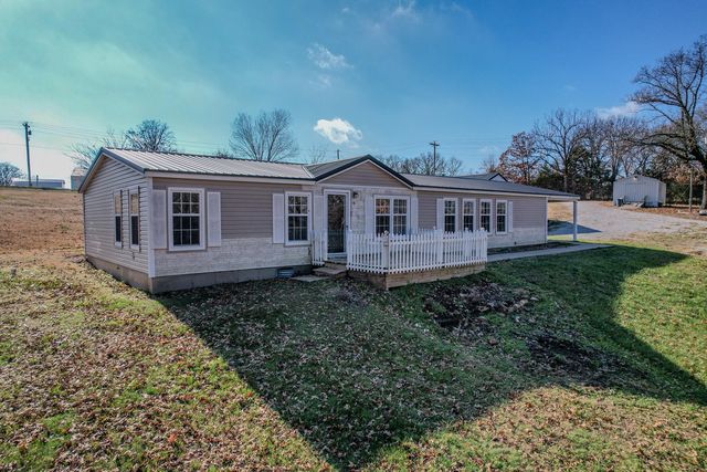 25810 Belleview Road, Warsaw, MO 65355