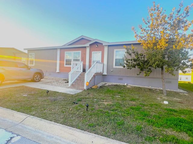 7460 Kitty Hawk #369, Converse, TX 78109