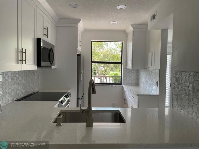 2786 NW 104th Ave #209, Fort Lauderdale, FL 33322