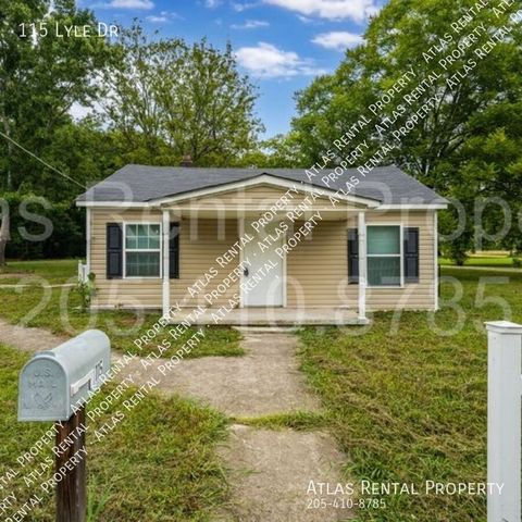 115 Lyle Dr, Owens Cross Roads, AL 35763