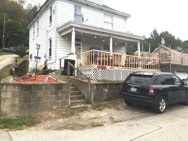 552 5th Ave, Brownsville, PA 15417