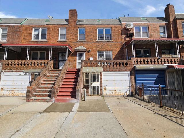 60-47 Woodhaven Boulevard, Flushing, NY 11373