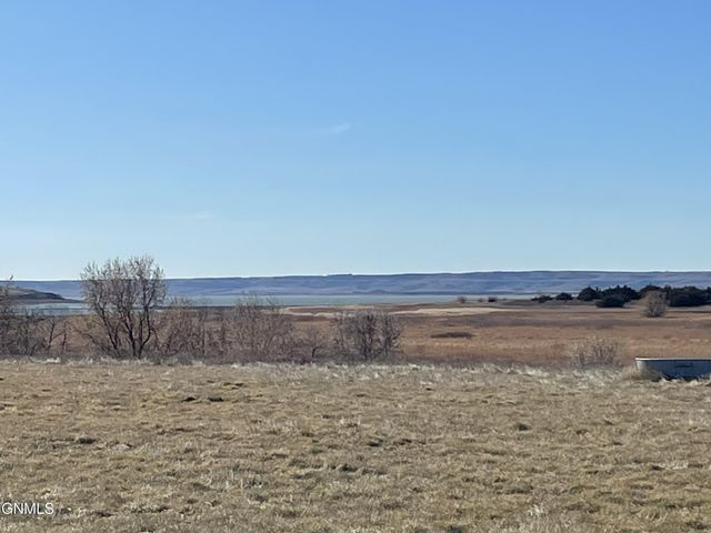 19 Rudy Ln   SW, Linton, ND 58552