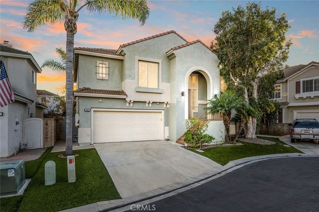 805 Megan Ct, Costa Mesa, CA 92626