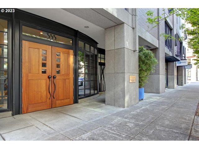 333 NW 9th Ave #616, Portland, OR 97209
