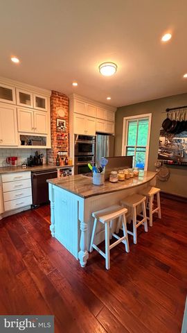 903 Locust St, Cambridge, MD 21613