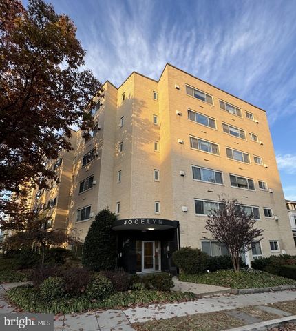 5315 Connecticut Ave NW #406, Washington, DC 20015