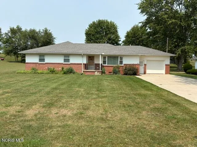 105 W  School St, Napoleon, OH 43545