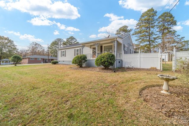 812 S  Iredell Ave, Spencer, NC 28159