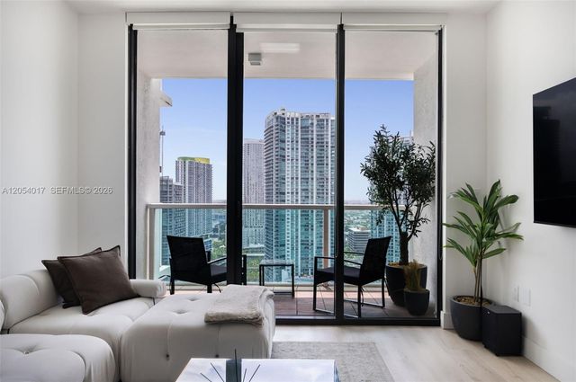 31 SE 5th St #3309, Miami, FL 33131