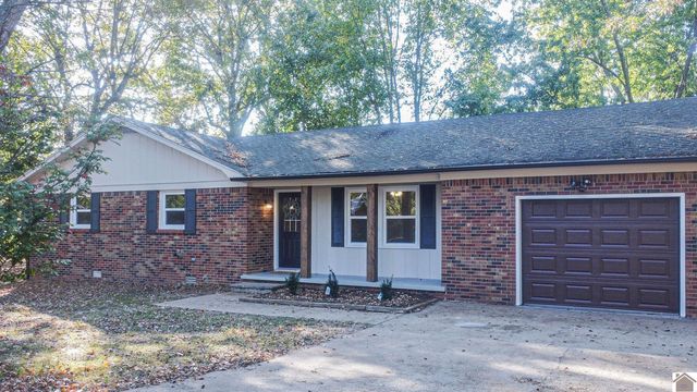 77 Clearview Rd, Hickory, KY 42051