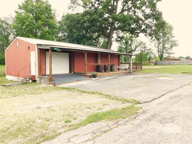 4054 Mammoth Cave Rd, Cave City, KY 42127