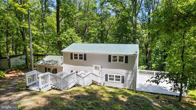 3932 Hidden Valley Ln, Linden, VA 22642