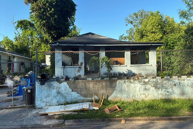 857 Benbow St, Jacksonville, FL 32209