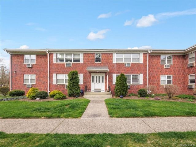 237 N Middletown Road UNIT H, Pearl River, NY 10965