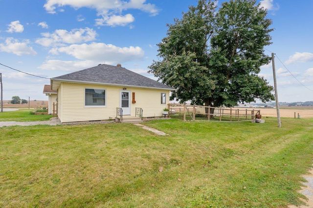 326 Walnut St, Clutier, IA 52217