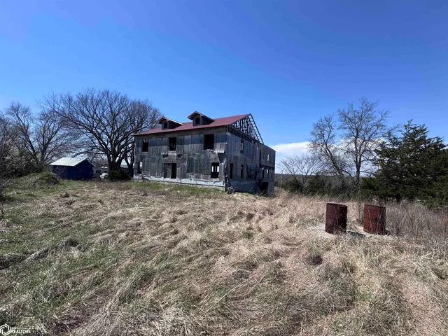 Underdahl Rd, Lineville, IA 50147