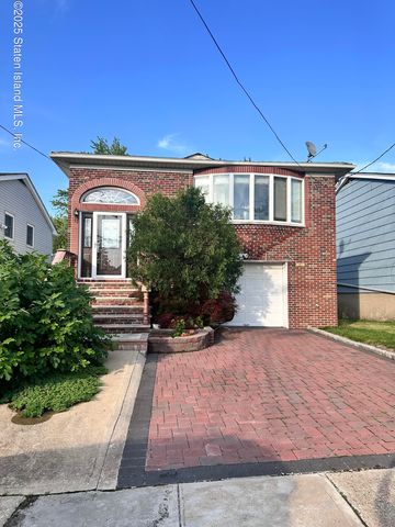 151 Abingdon Ave, Staten Island, NY 10308
