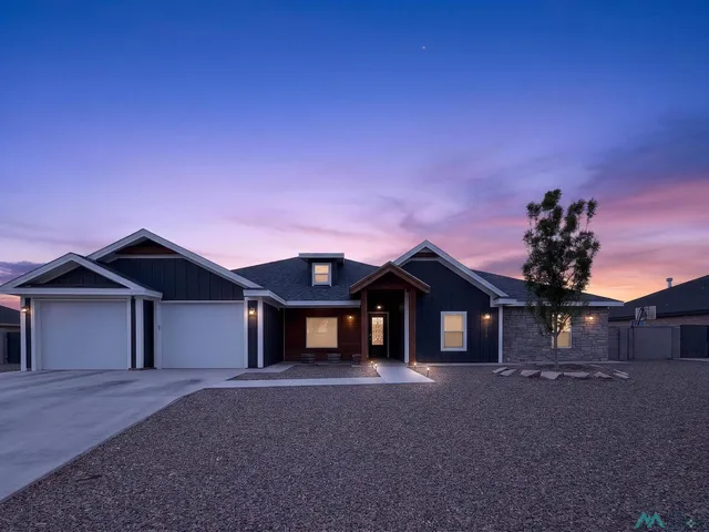 1204 Mullis Ave, Roswell, NM 88201