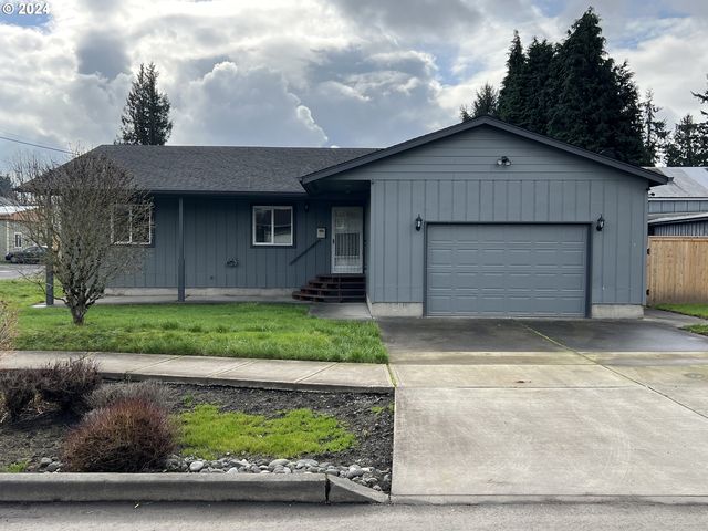 1403 S  5th Ave, Kelso, WA 98626