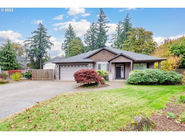 19484 Orchard Grove Dr, Oregon City, OR 97045
