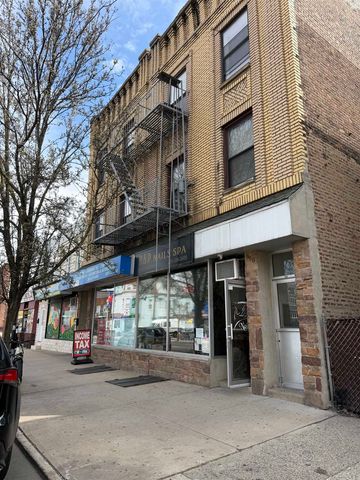 998 Broadway, Bayonne, NJ 07002